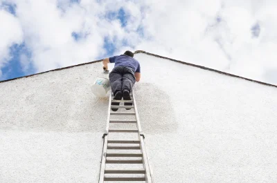 Peinture extérieure à Saint-Étienne-de-Lisse — façades et ravalement